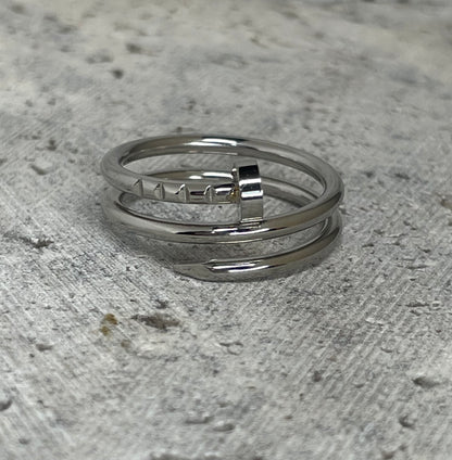 Nail Ring